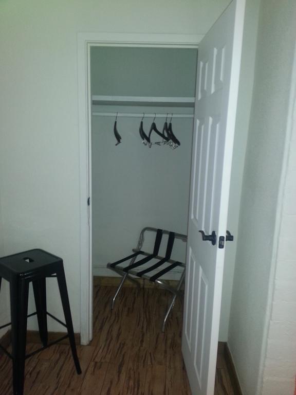 Sterling Gardens Motel 2*