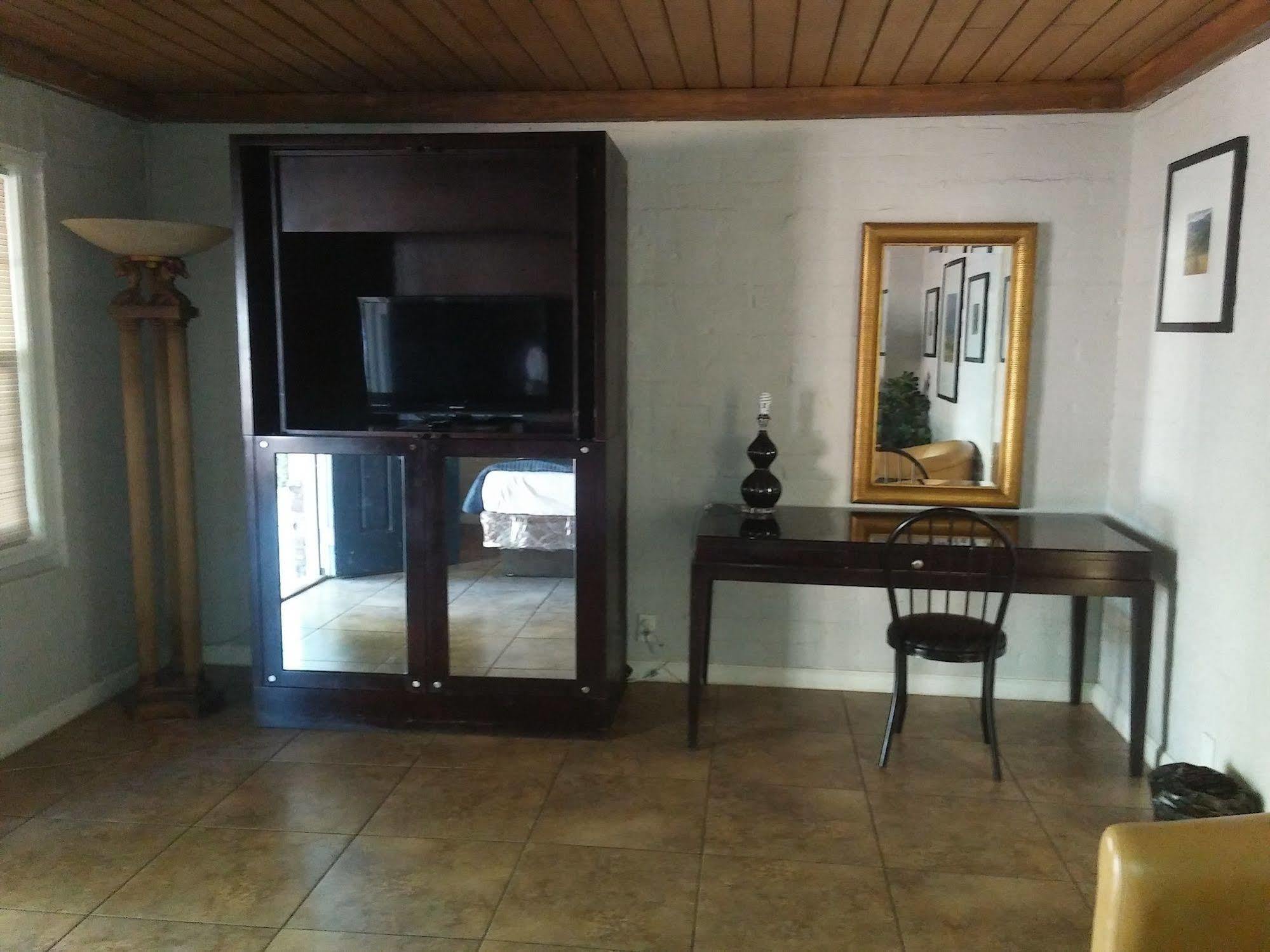 Sterling Gardens Motel
